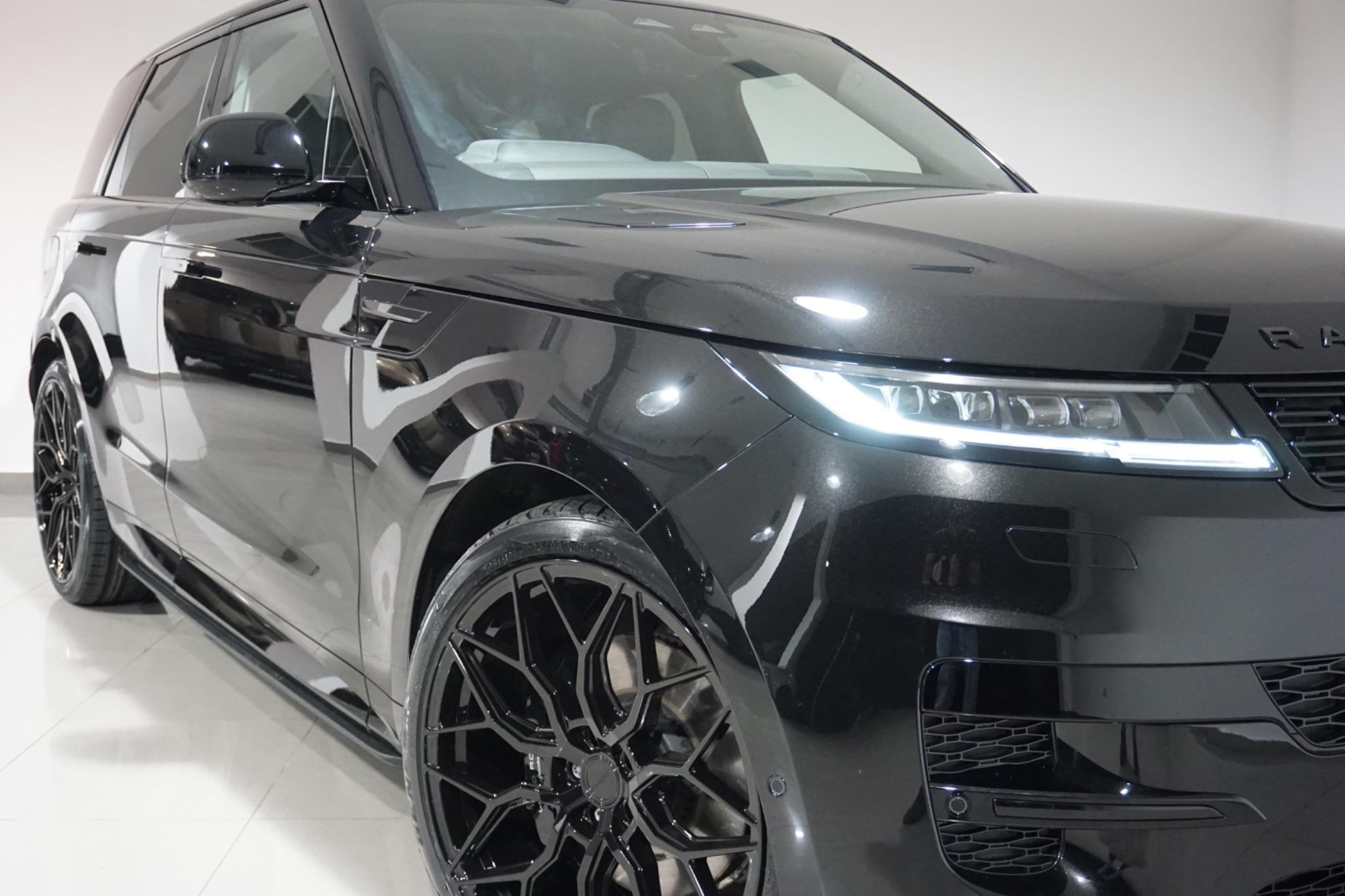 Land Rover Range Rover Sport 3.0 D300 MHEV Dynamic SE Auto 4WD Euro 6 (s/s) 5dr
